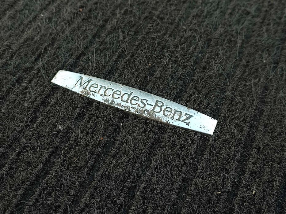 Dywaniki welurowe czarne kpl 4x mercedes w212 2009–2016