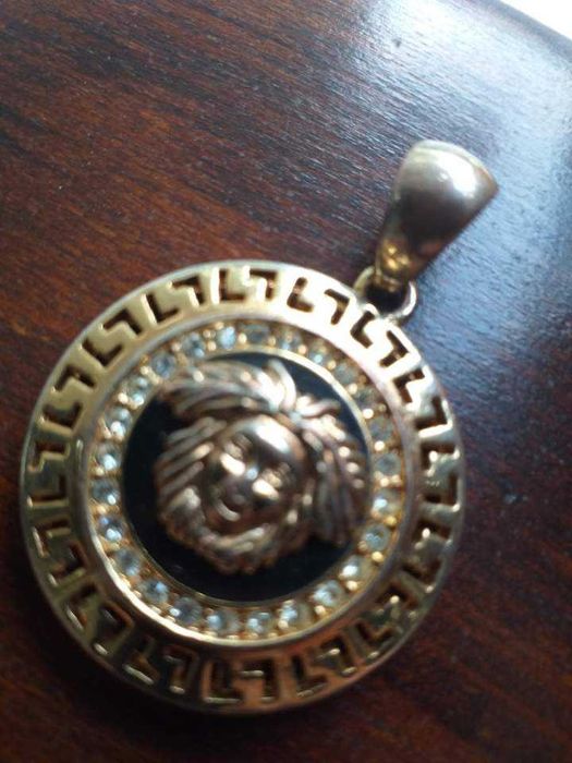 Przywieszka kolor złoty