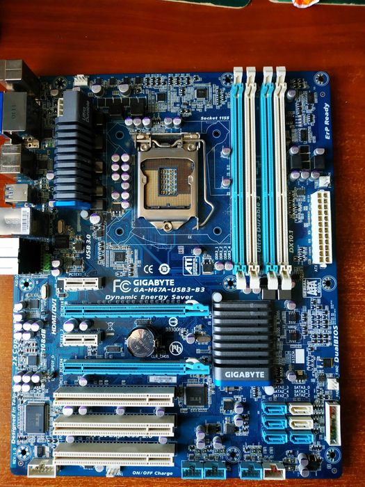 материнка GIGABYTE H67A-USB3-B3
