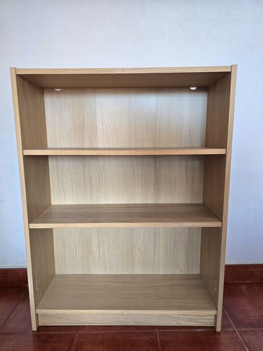 Estante IKEA BILLY – efeito carvalho (quase nova)