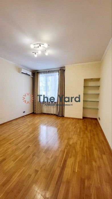 Продаж 4 кімнатної Квартири вул. Павлівська, 17 Центр, Київ