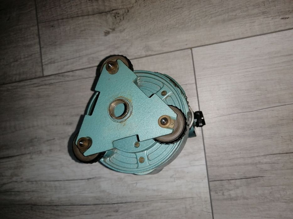 Нивелир 2Н-10Л 1981 г