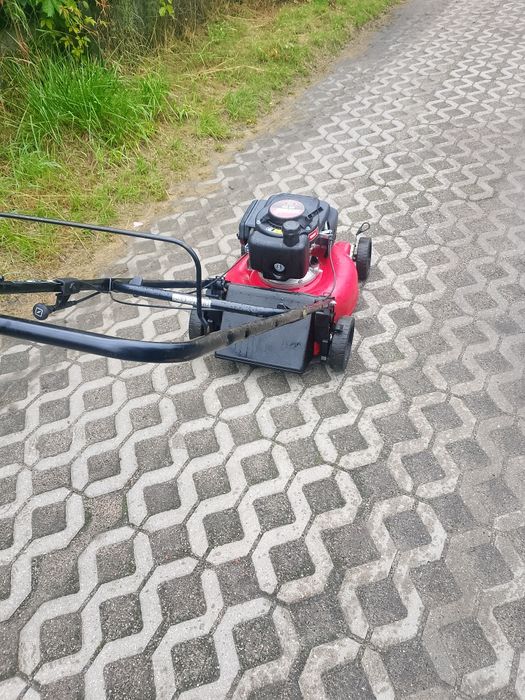 Kosiarka spalinowa nowy silnik