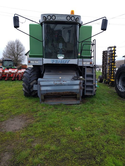 Комбайн Fendt 8350