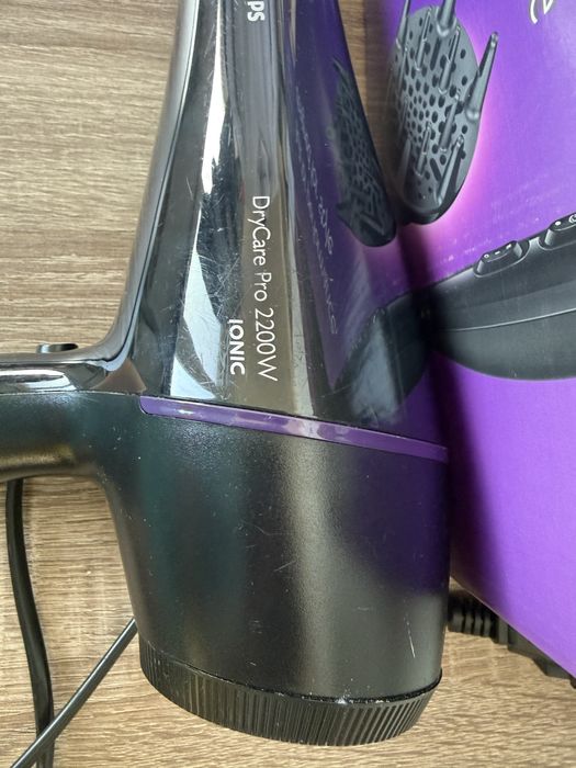 Фен Philips DryCare Pro BHD176/00 2200W Ionic