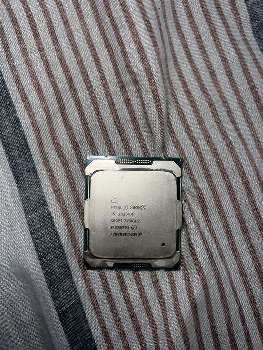 Xeon E5 1650 v2 - купити комплектуючі для ПК - Ціна на OLX.ua
