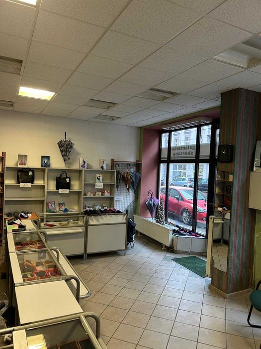 Na sprzedaż atrakcyjny lokal usługowy – 65 m²