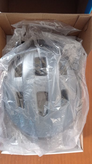 Capacete BTT Giant Path MIPS, na cor Matte Knight Shield