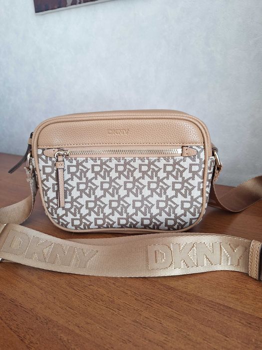 Сумка  кроссбоді DKNY