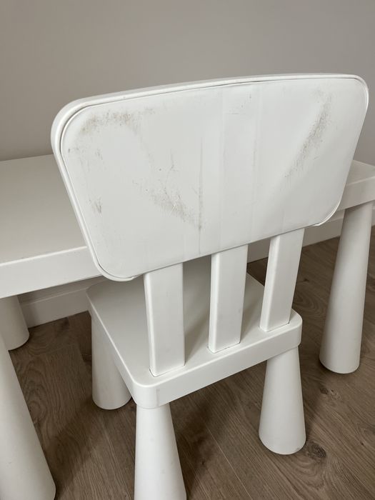 Ikea Mammut  stolik i krzesło dziecięce
