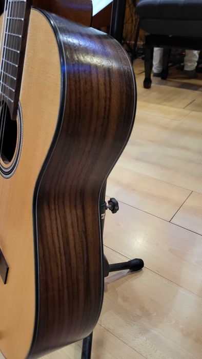 Guitarra Clássica APC Mod. 9C — Nova e estrear.