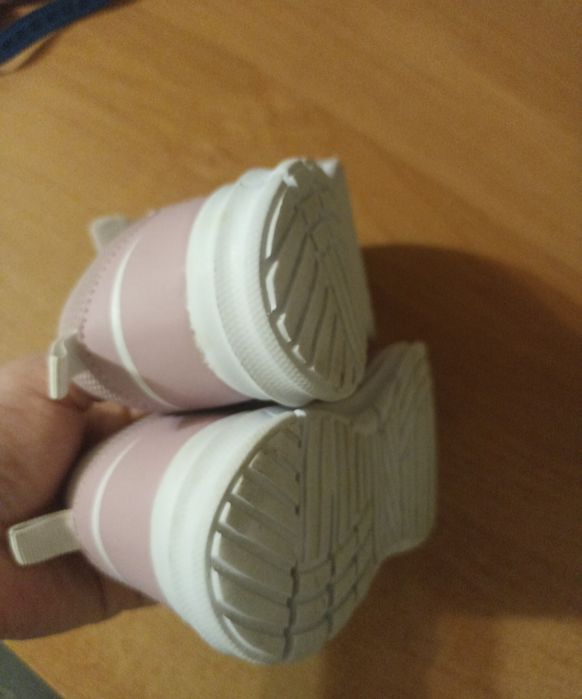 Кросівки для дівчинки In extenso, 28 р, 17,5 см