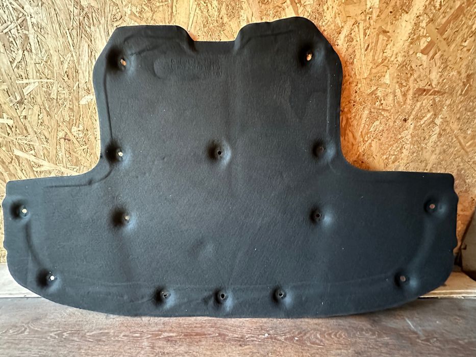 Шумоизоляция капота Мерседес GLC 2015-2019