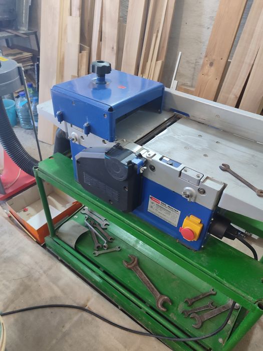 Деревообрабатывающий многофункциональный станок
