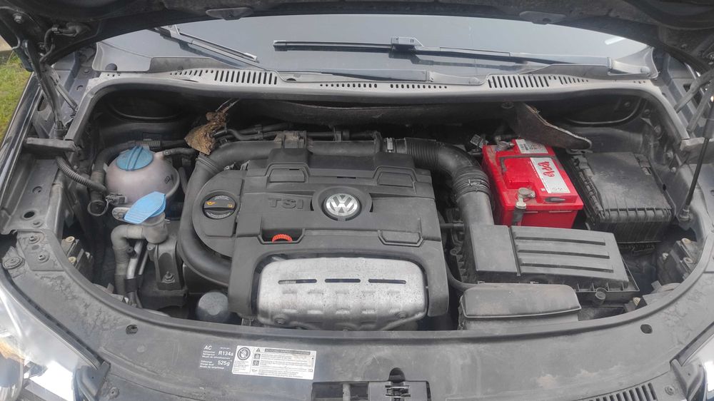 Volkswagen Touran 2010 1.4 бензин