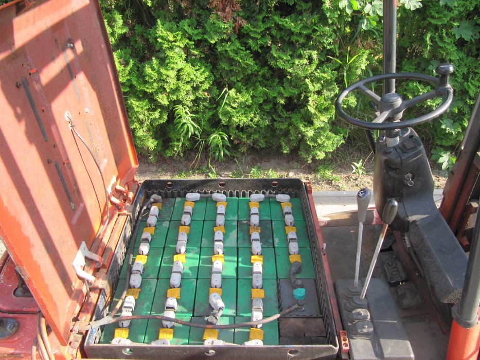 sprzedam wozek linde e16