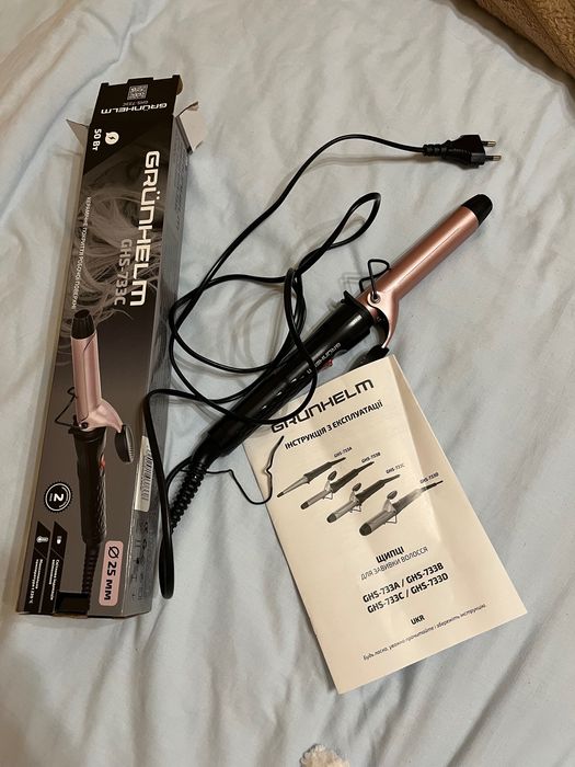 Плойка для накрутки волосся обʼємні красиві локони