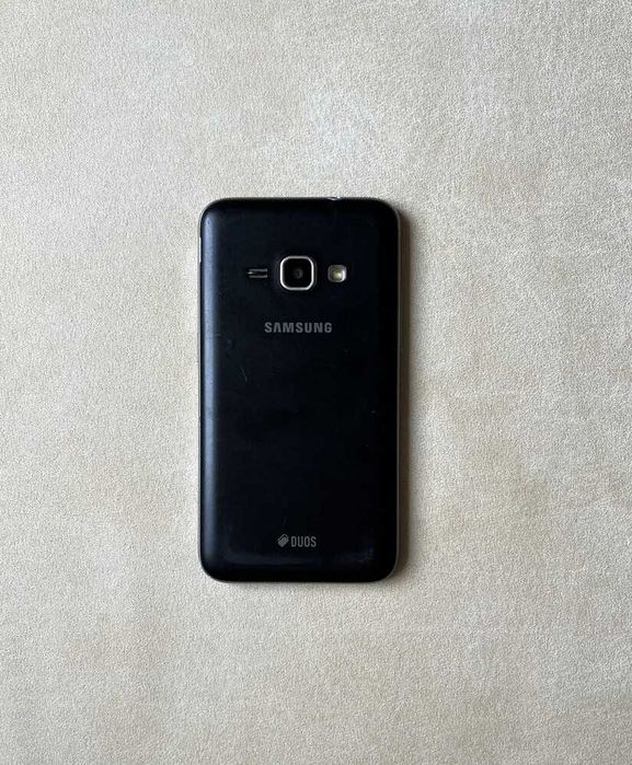 Мобільний телефон samsung galaxy j1 2016 duos смартфон робочий