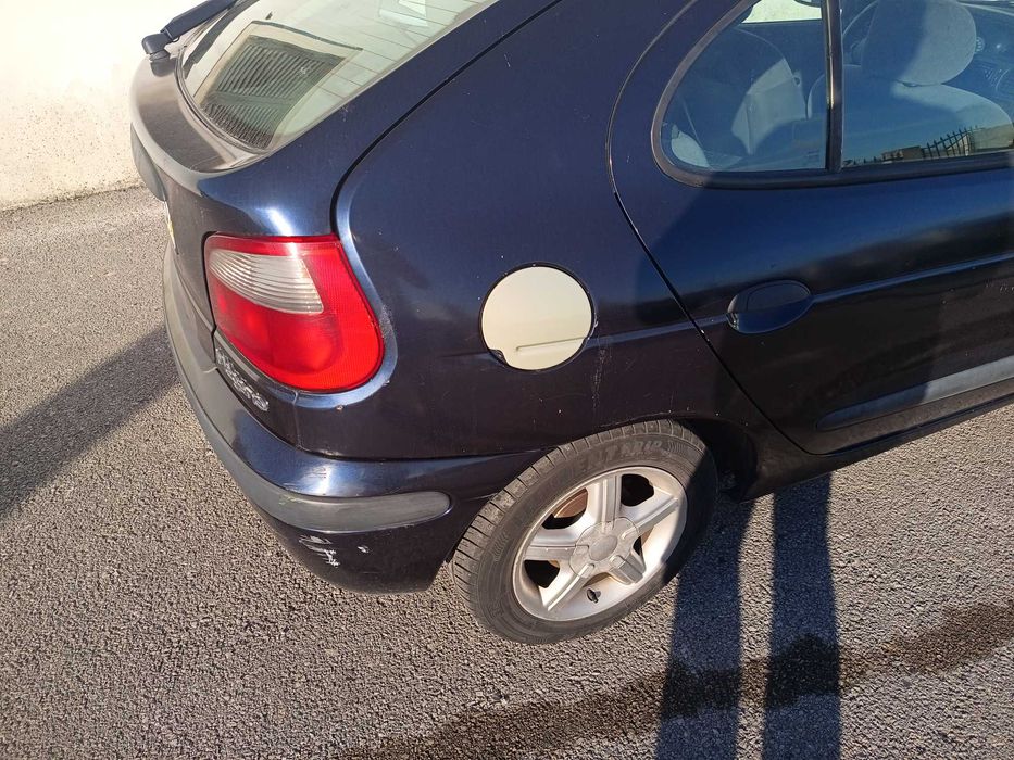 Renault Megane 1.4 16V janeiro de 2000