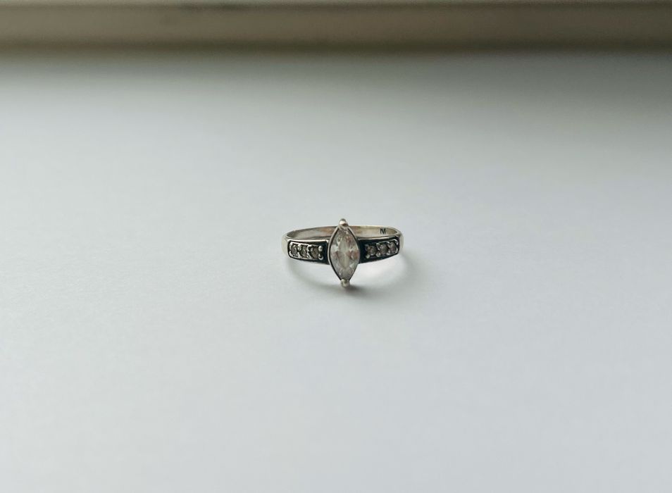 Кільце, перстень, каблучка срібна