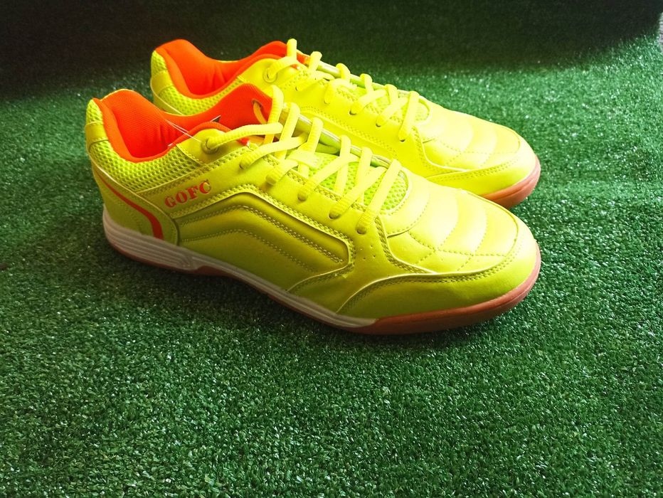 Halówki nowe GOFC żółte 44