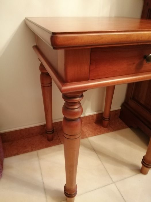 Mesa de apoio Cerejeira