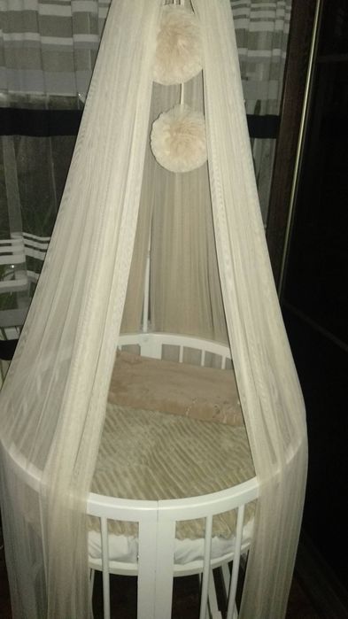 Овальная кроватка трансформер