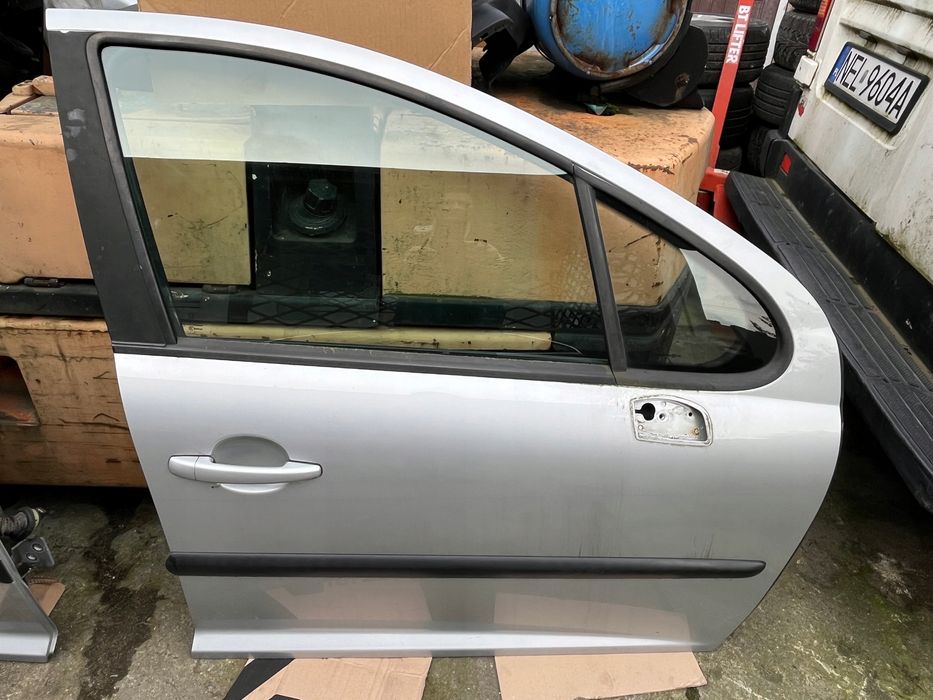 drzwi prawe przód peugeot 207 5d ezrc