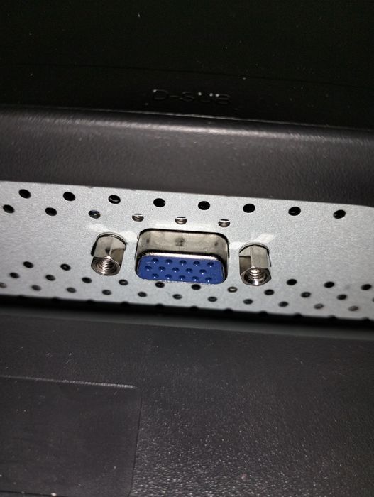 Monitor LG FLATRON E 2211