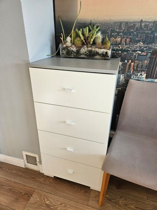 Komplet mebli młodzieżowych Meblik + nowy materac – stan bardzo dobry!