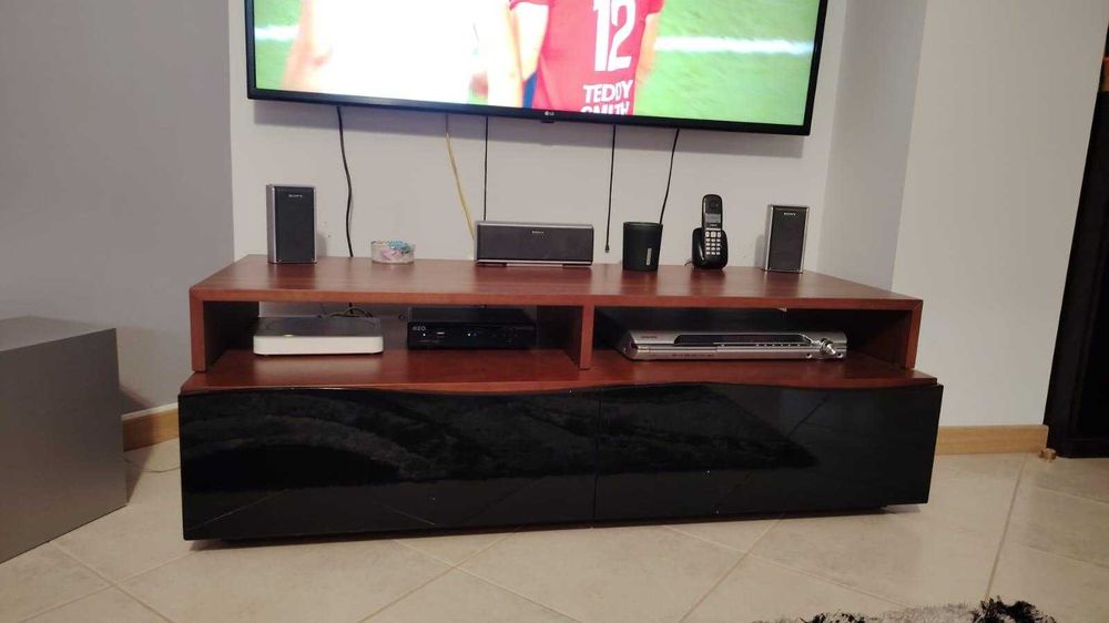 Mobília de sala completa em madeira maciça, cor  cerejeira