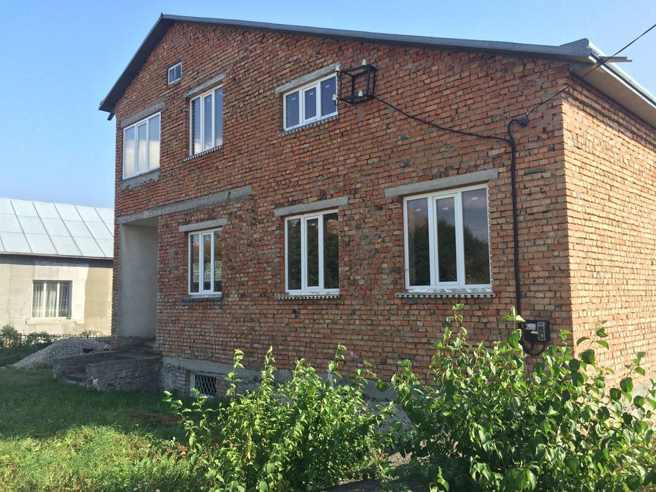 Продаж нового 2 поверхового будинку Волочиськ