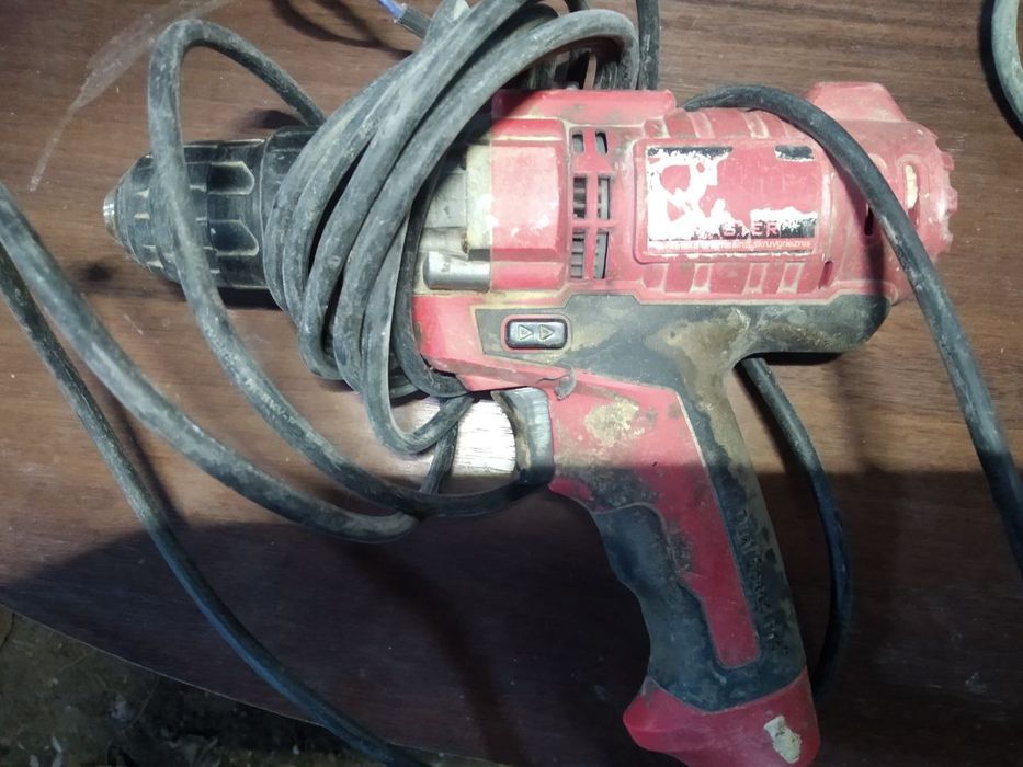 Паркетная пила Black+Decker