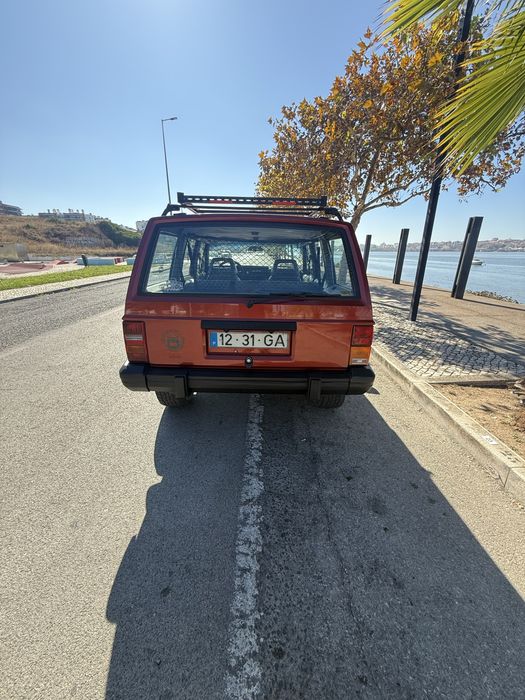 Jeep Cherokee 2.1cc — photo 5