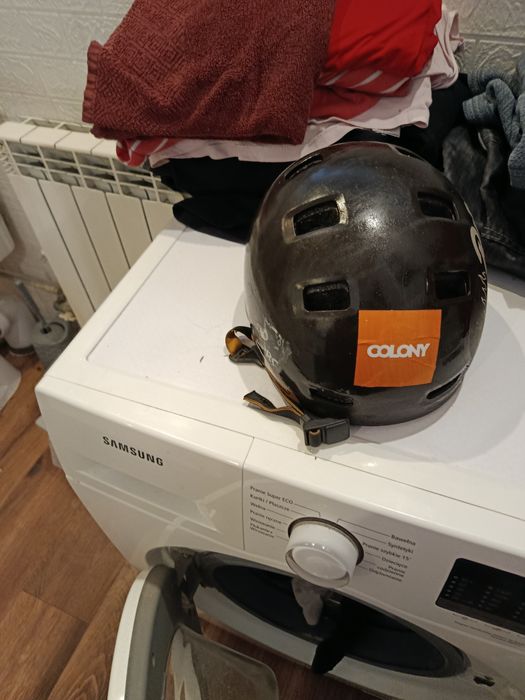 Kaski narciarskie, snowboardowe, rowerowe