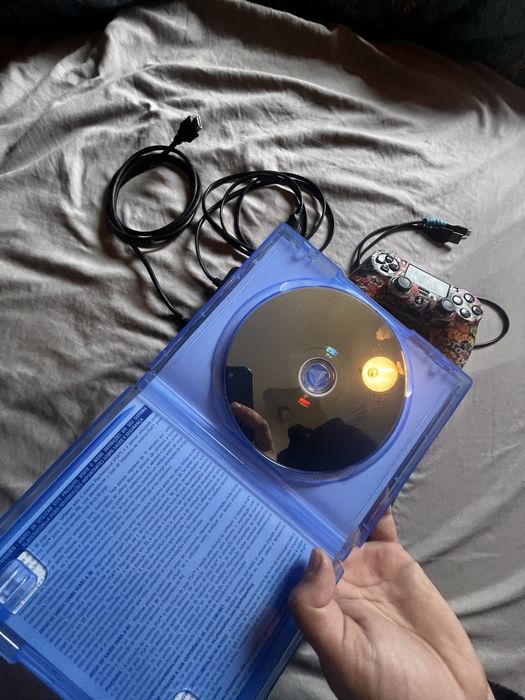 PS4 + comando + GTAV