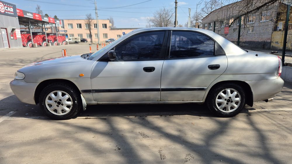 daewoo nubira 1998