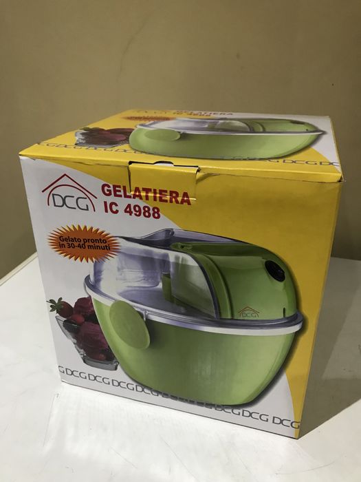 Vendo Máquina Gelados - Nova