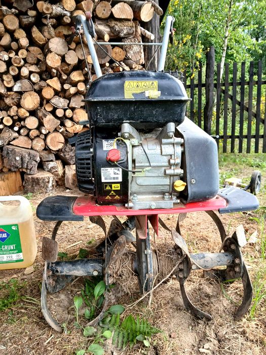 Glebozgryzarka hecht 790BS