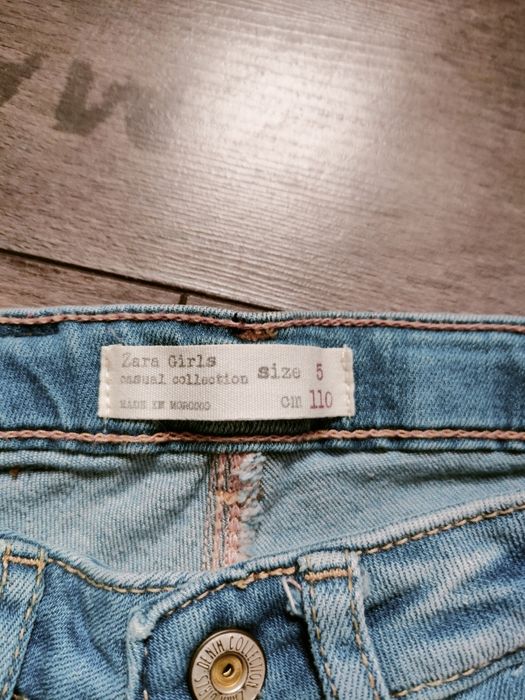 Spodnie jeansowe zara