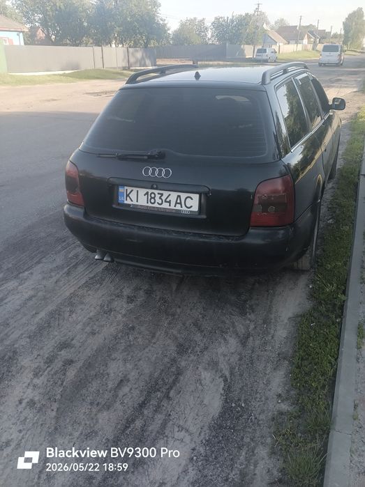 Продам або обміняю ауді а 4б5 на мерседес або бус