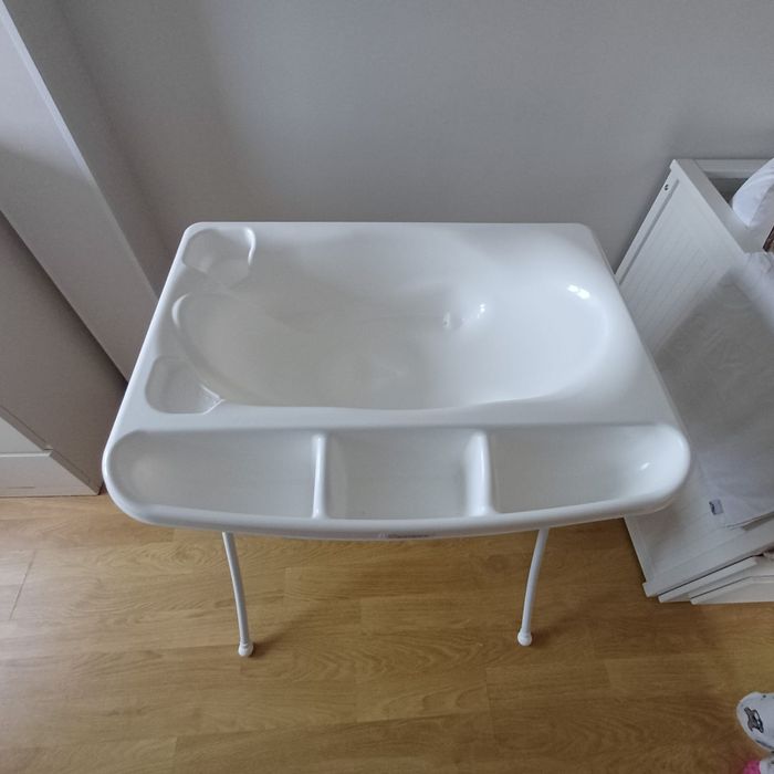 Muda fraldas e banheira Giordani