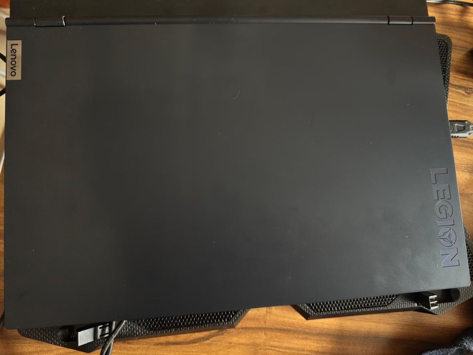 Portatil Gaming Lenovo