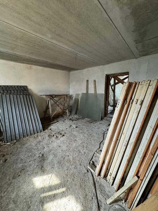 Будинок та земельна ділянка 7,8 сот., м. Жовква