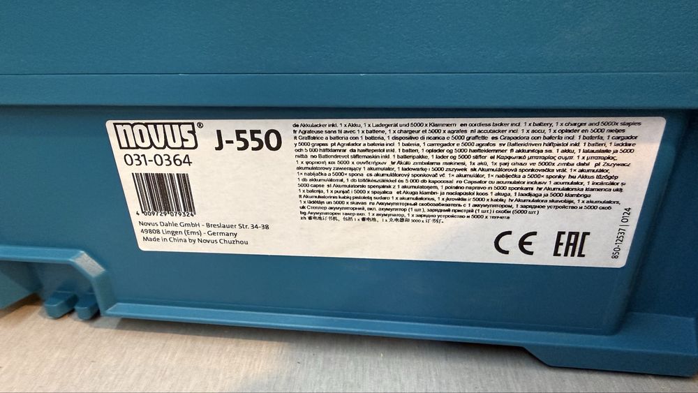 Novus J-550 zszywacz akumulatorowy CAS - zestaw; profesjonalny taker
