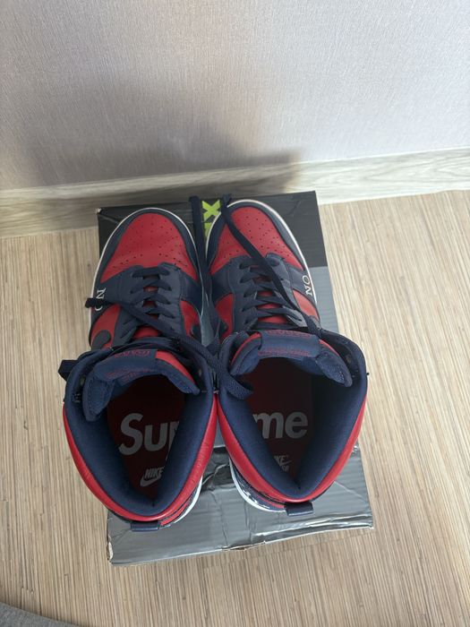 Nike SB Dunk High  X Supreme