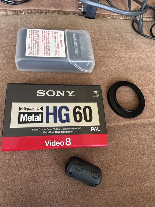 Vendo câmara de filmar sony CCD-TR45E