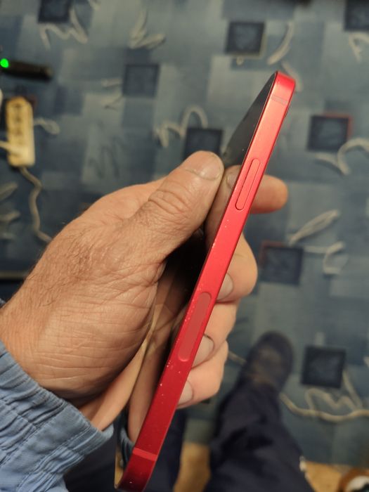IPHONE 12 Red 128 гарний стан