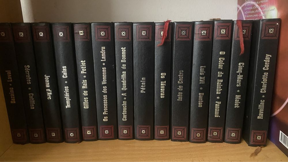 Vários livros e coleções Português e Inglês