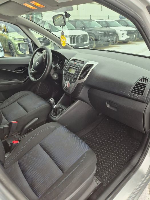 Hyundai ix20 po drobnej szkodzie parkingowej